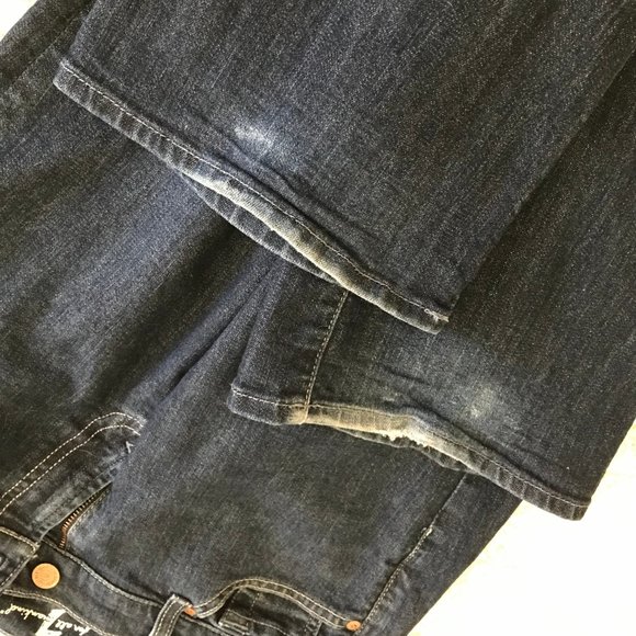 Jeans - Picture 4 of 5